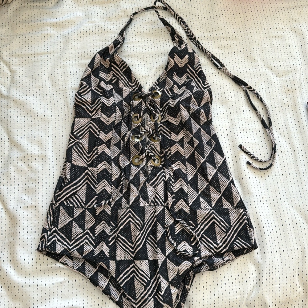 Mikoh One Piece